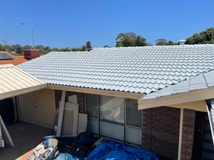 Photo of a roof done with the colour: Colorbond Shale Grey