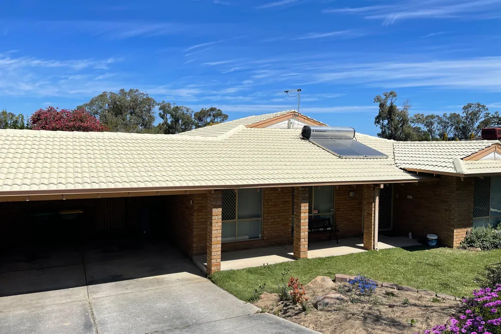 Perth roof with Cream Dulux Acratex coating