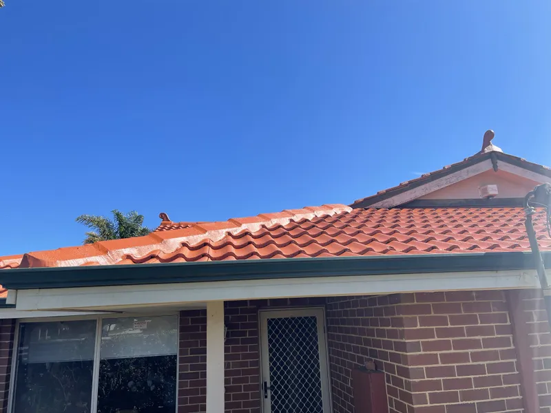 Perth roof with Dark Terracotta Dulux Acratex coating - view 2