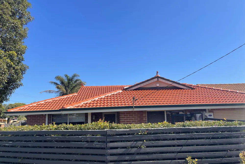 Perth roof with Dark Terracotta Dulux Acratex coating