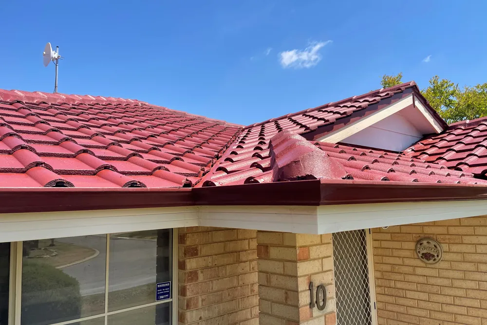 Perth roof with Heritage Red Dulux Acratex coating